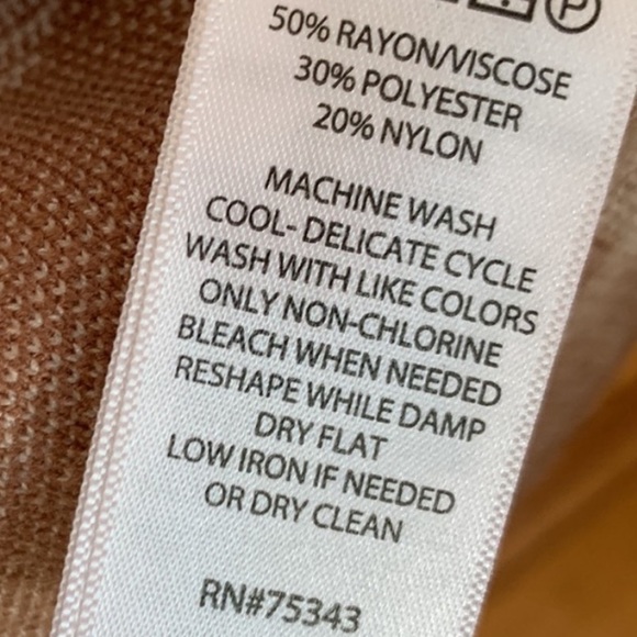 Christian Siriano Plaid Cardigan - Picture 4 of 5